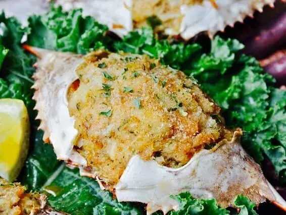 Akotonshi, Ghanaian stuffed crab with spiced tomato filling and toasted breadcrumbs