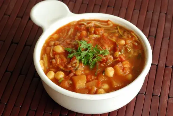 Harira, Moroccan soup with lentils, chickpeas, lamb and tomato