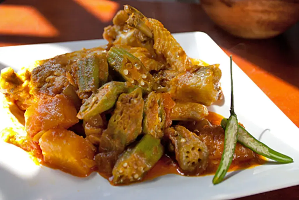 Okra recipes for Muamba De Galinha 