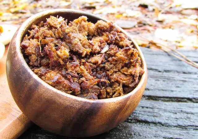 Dambu nama, Northern Nigerian dried and shredded spiced beef served as a snack