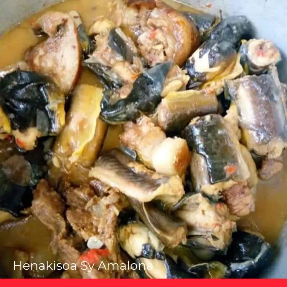 Malagasy pork cooked with ravitoto, pounded cassava leaves