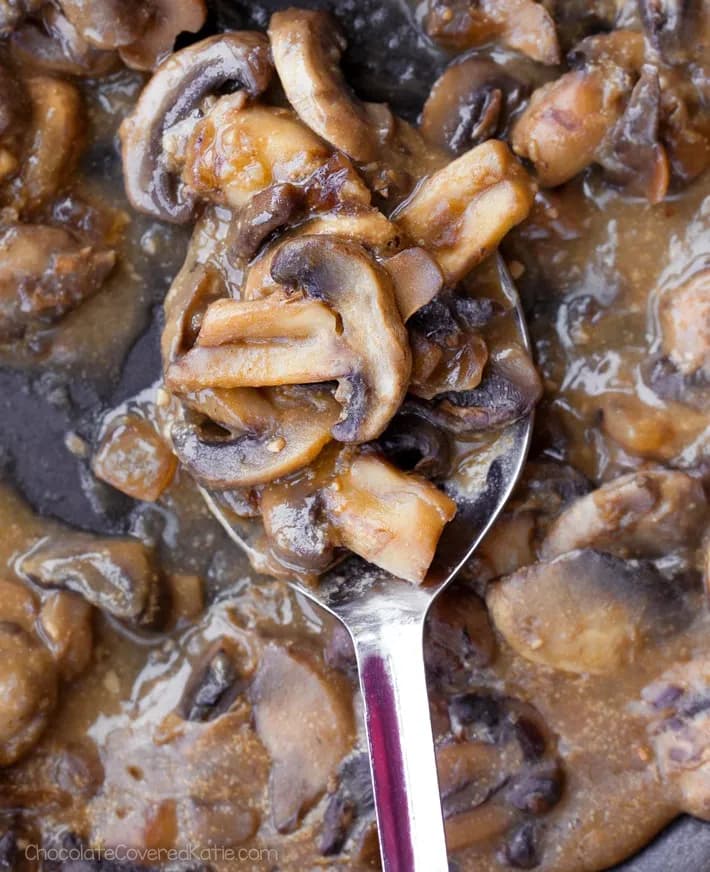 Creamy mushroom sauce with thyme and parsley