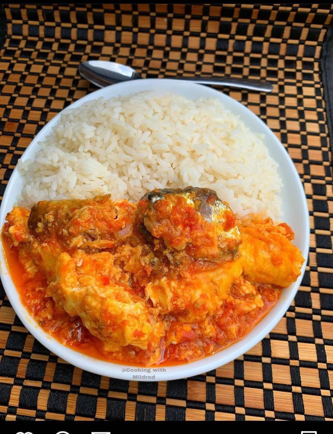 Quick egg stew with tomatoes, onions, salted dried fish and sardines