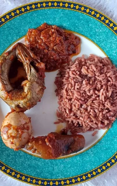 15 Amazing African Street Foods You Would Love 13 Wanke Rice and Fish - African street food